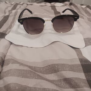 Classic Black and Gold Sunglasses
